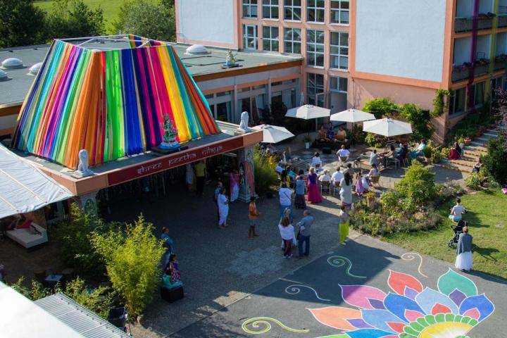 SHREE PEETHA NILAYA -TAG DER OFFENEN TÜR - Erlebe das Leben im Ashram