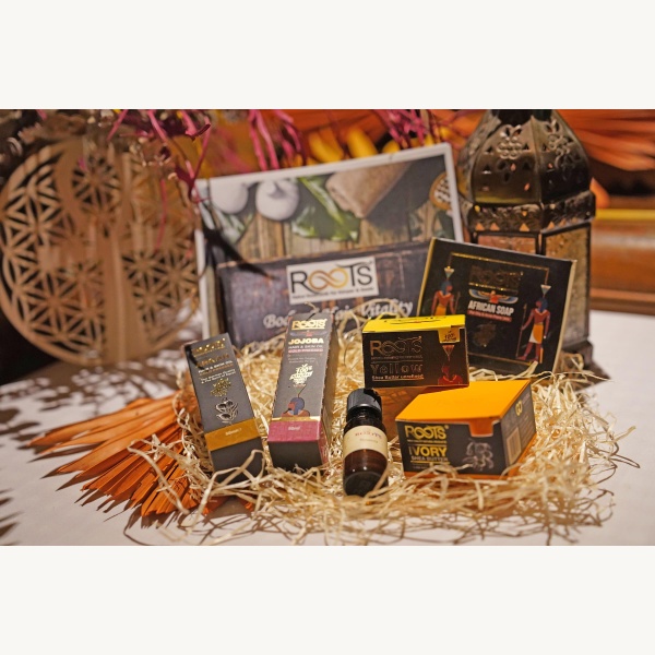 Body & Hair Vitality Set von Roots – Bild 2