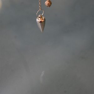 Lichtstrahlpendel silberfarben mit Kette - Dorothee Zopp