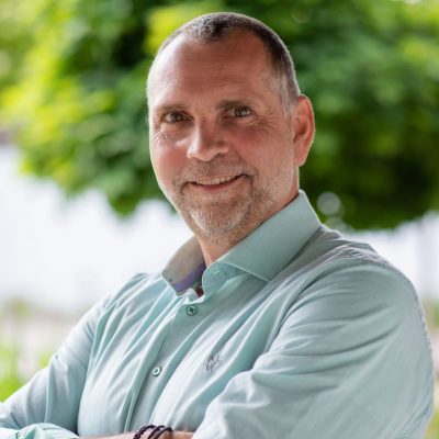 Sven-Oliver-Vogel---Portrait