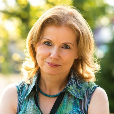 foto-maria-waidacher-printqualitaet-gruen-Maria-Waidacher_Access-Consciousness-CF-1.jpg
